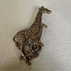 Giraffe Mother And Baby Gold Color Brooch Pin